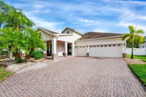 8845 WARWICK SHORE XING, ORLANDO, FL 32829 Sold 02/21/25