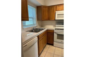 5807 WOLF ROAD, ORLANDO, FL 32808 Sold 04/14/25