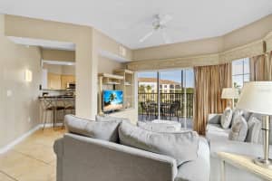 8827 WORLDQUEST BOULEVARD, ORLANDO, FL 32821 Sold 02/18/25