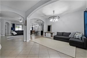 641 LAKE COVE POINTE CIRCLE, WINTER GARDEN, FL 34787 Sold 04/07/25