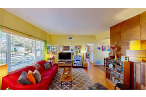 2514 MARKS STREET, ORLANDO, FL 32803 Sold 03/04/25