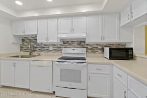 7520 RIDGEWOOD AVENUE, CAPE CANAVERAL, FL 32920 - MLS#MFRO6269352