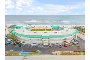 815 OCEAN SHORE BOULEVARD, ORMOND BEACH, FL 32176 - MLS#MFRO6269626