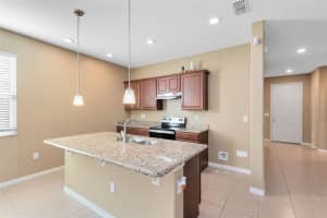 2902 BOATING BOULEVARD, KISSIMMEE, FL 34746 Sold 03/20/25