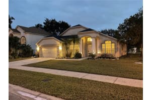 10821 OAK GLEN CIRCLE, ORLANDO, FL 32817 Sold 03/27/25