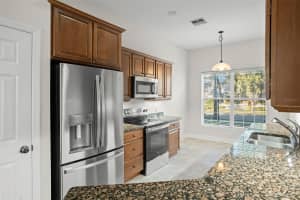 328 KALEY STREET, ORLANDO, FL 32806 Sold 04/28/25