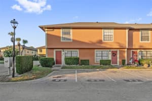 7403 Glen Oaks Way #82, WINTER PARK