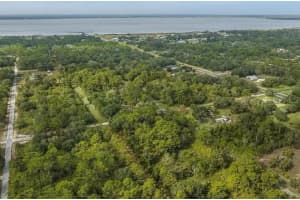 915 INDIAN LAKE DRIVE, INDIAN LAKE ESTATES, FL 33855 - MLS#MFRO6270033