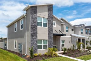 1176 Challenge Dr, DAVENPORT