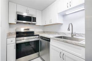 200 MAITLAND AVENUE, ALTAMONTE SPRINGS, FL 32701 Sold 04/24/25