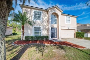 8102 SETTLERS CREEK CIRCLE, LAKELAND, FL 33810 Sold 05/05/25