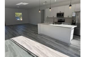 6579 132ND STREET, OCALA, FL 34471 Sold 04/07/25