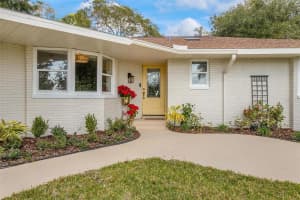 332 LAKE WINNEMISSETT DRIVE, DELAND, FL 32724 Sold 03/17/25