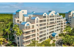 2333 FEATHER SOUND DRIVE, CLEARWATER, FL 33762 Sold 04/01/25