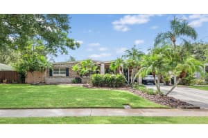 322 APOPKA STREET, WINTER GARDEN, FL 34787 - MLS#MFRO6270533