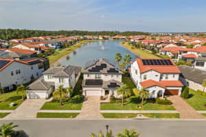 10631 ROYAL CYPRESS WAY, ORLANDO, FL 32836 Sold 03/20/25