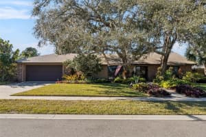 230 SPRING LAKE DRIVE, ALTAMONTE SPRINGS, FL 32714 Sold 08/08/25