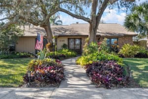 230 SPRING LAKE DRIVE, ALTAMONTE SPRINGS, FL 32714 Sold 08/08/25