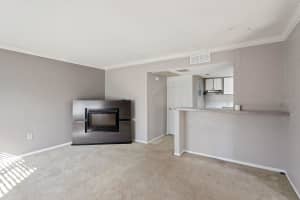 145 OYSTER BAY CIRCLE, ALTAMONTE SPRINGS, FL 32701 Sold 04/25/25
