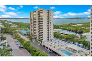 4200 OCEAN DRIVE, RIVIERA BEACH, FL 33404 Sold 03/29/25