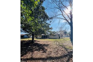 8429 105TH PLACE, OCALA, FL 34481 Sold 02/26/25