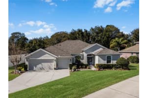 381 SKYVIEW PLACE, CHULUOTA, FL 32766 Sold 04/30/25
