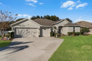 381 SKYVIEW PLACE, CHULUOTA, FL 32766 Sold 04/30/25