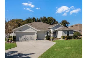 381 SKYVIEW PLACE, CHULUOTA, FL 32766 Sold 04/30/25