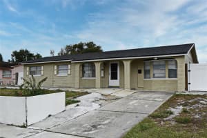 2090 ASHLAND BOULEVARD, ORLANDO, FL 32808 Sold 02/18/25