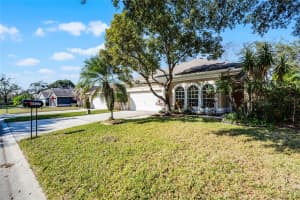 3427 KAYLA CIRCLE, OVIEDO, FL 32765 Sold 04/03/25