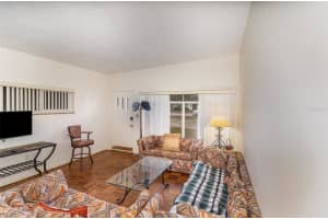 525 LAKEMONT AVENUE, WINTER PARK, FL 32792 Sold 04/25/25