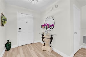 211 LYNN STREET, OVIEDO, FL 32765 Sold 07/07/25