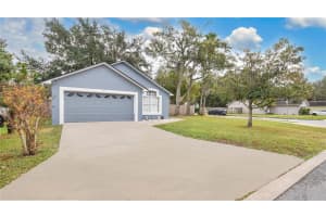 100 KELLY CIRCLE, SANFORD, FL 32773 Sold 03/31/25