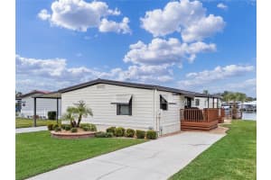 1618 SUNSHINE LANE, TAVARES, FL 32778 Sold 04/09/25