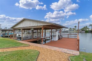 1618 SUNSHINE LANE, TAVARES, FL 32778 Sold 04/09/25