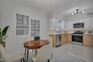 2421 HEALY DRIVE, ORLANDO, FL 32818 Sold 05/06/25