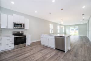 2706 ALAMO DRIVE, ORLANDO, FL 32805 Sold 05/16/25