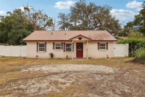 513 SEMINOLE AVENUE, FRUITLAND PARK, FL 34731 Sold 02/28/25