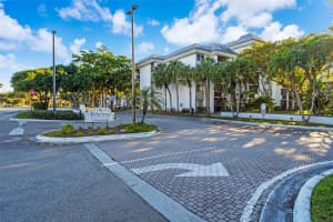711 PINE ISLAND ROAD, PLANTATION, FL 33324 - MLS#MFRO6271744