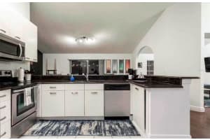 5632 MANDARIN COURT, DAVENPORT, FL 33896 - MLS#MFRO6271843