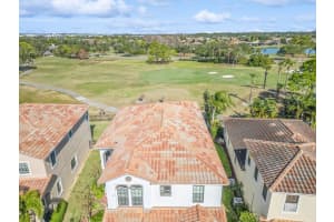 8146 PRESTBURY DRIVE, ORLANDO, FL 32832 - MLS#MFRO6271857