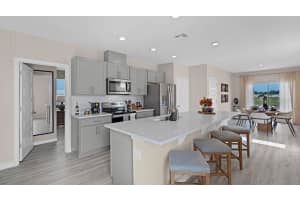 1672 HUMMINGBIRD ROAD, WINTER HAVEN, FL 33884 Sold 05/21/25
