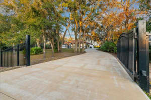 3819 DALLAS BOULEVARD, ORLANDO, FL 32833 Sold 02/27/25