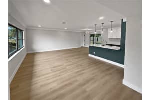 2801 65TH WAY, ST PETERSBURG, FL 33710 Sold 05/27/25