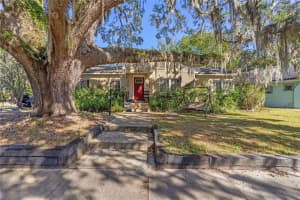 1200 SUNSHINE AVENUE, LEESBURG, FL 34748 Sold 02/07/25
