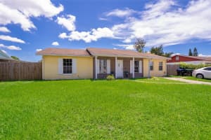 6655 DURANGO COURT, ORLANDO, FL 32809 - MLS#MFRO6272688