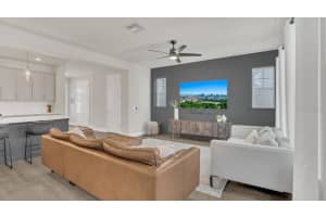 932 TILDEN OAKS TRL, WINTER GARDEN, FL 34787 Sold 03/20/25