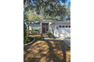 750 LAKE AVENUE, APOPKA, FL 32712 Sold 03/03/25