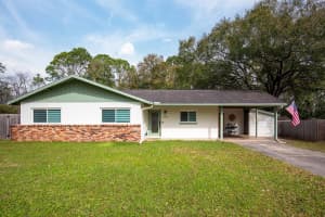 318 SATSUMA DR, SANFORD, FL 32771 Sold 02/20/25
