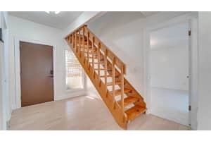 5019 NASSAU CIRCLE, ORLANDO, FL 32808 Sold 06/04/25